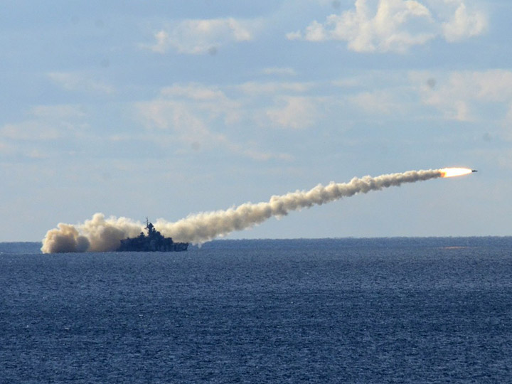 Противокорабельная ракета 3М-80 "Москит" - пуск с РКВП