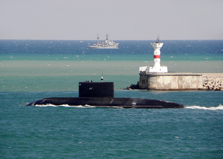 Подводная лодка "Алроса"