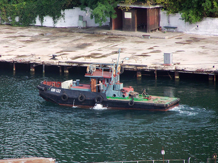 Буксирный катер "БУК-532" Черноморского флота на ходу