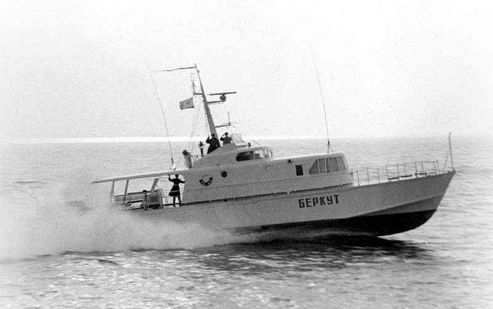 Катер связи "Беркут" Черноморского Флота