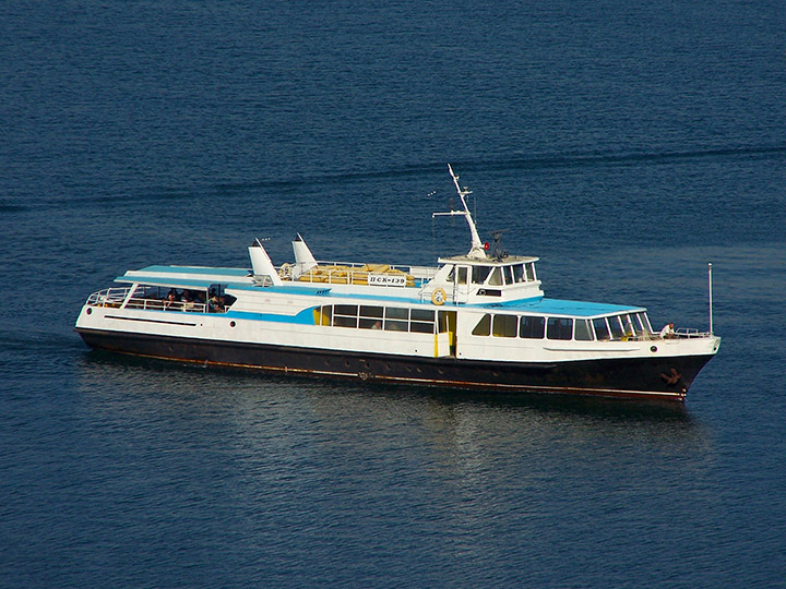 Перевозка пассажиров пассажирским катером "ПСК-139" Черноморского флота