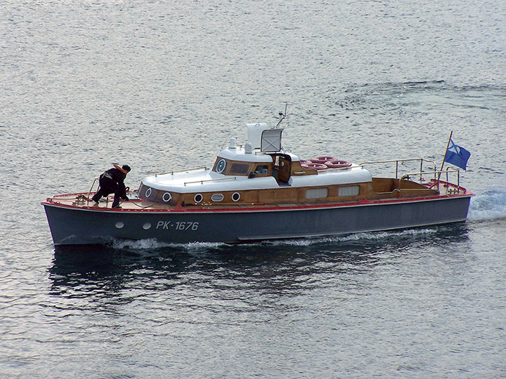 Рейдовый катер РК-1676 Черноморского флота
