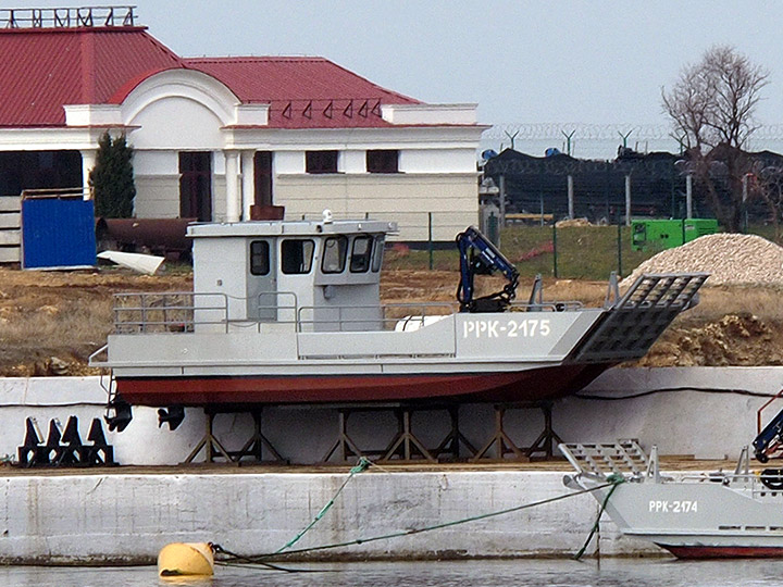 Рабочий рейдовый катер РРК-2175 Черноморского флота