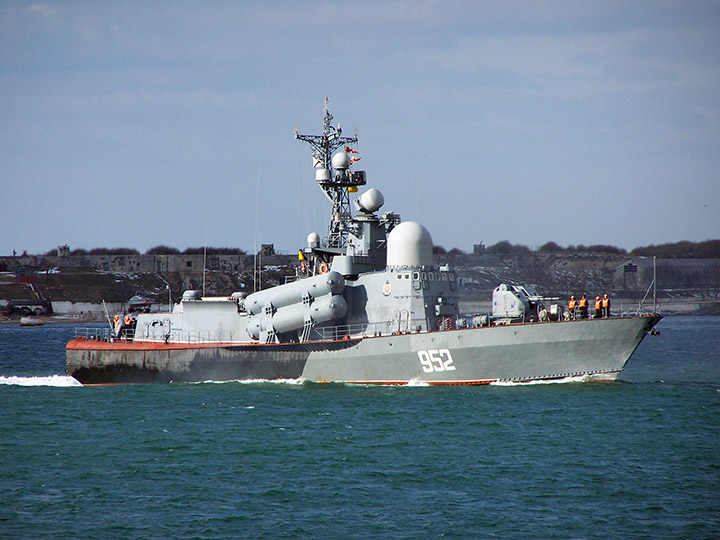 Ракетный катер "Р-109" Черноморского Флота
