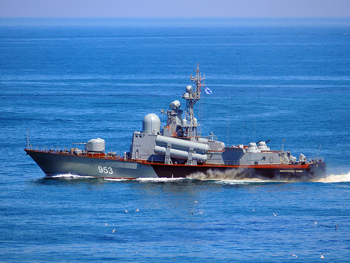 Ракетный катер "Набережные Челны" Черноморского флота