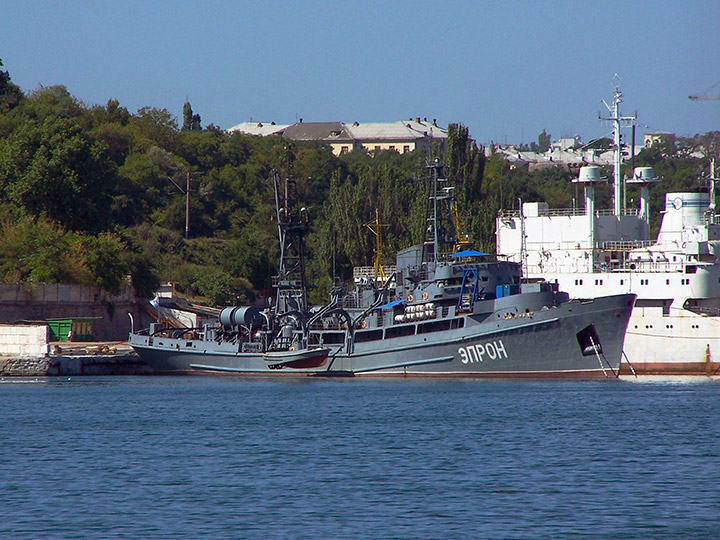 Спасательное судно "ЭПРОН" Черноморского Флота