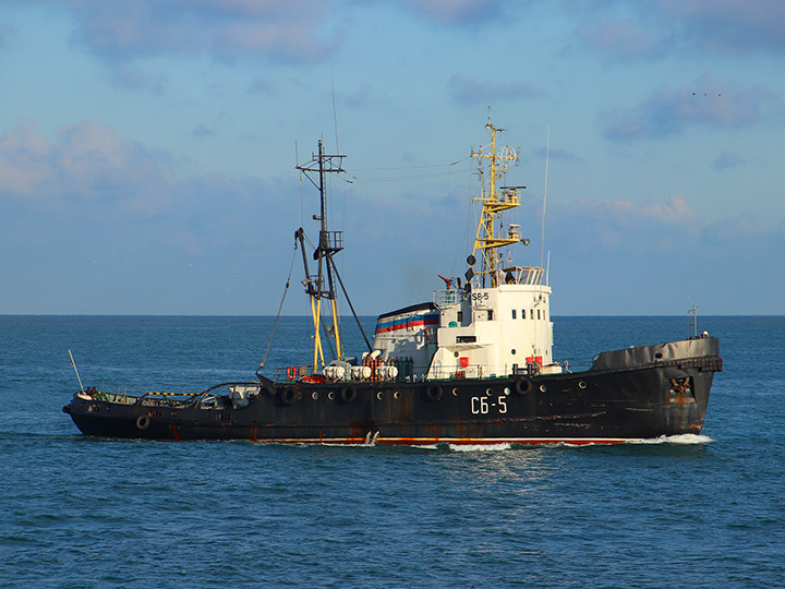 Спасательный буксир СБ-5 Черноморского флота Российской Федерации