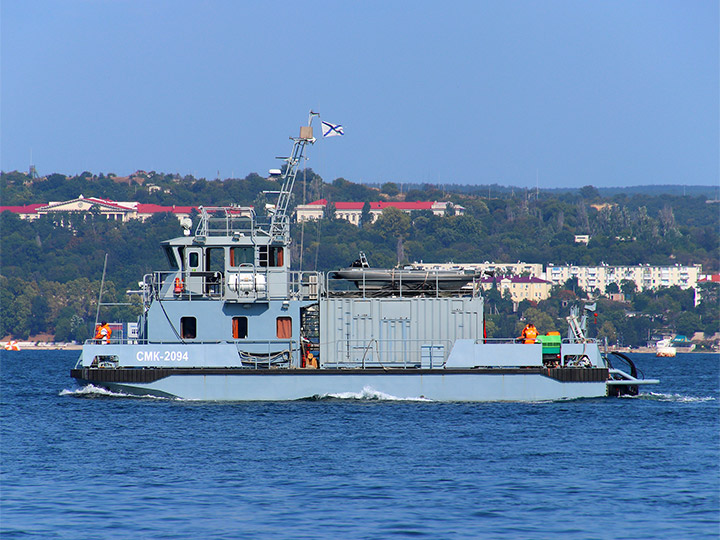 Спасательный многофункциональный катер СМК-2094 в Севастопольской бухте