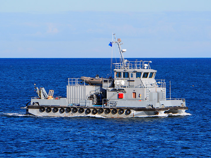 Спасательный многофункциональный катер "СМК-2169" на ходу