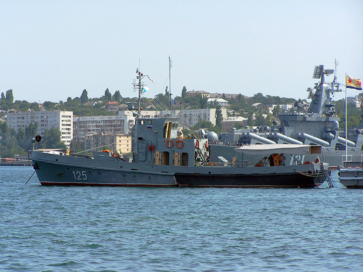Водолазное морское судно "ВМ-125" Черноморского Флота