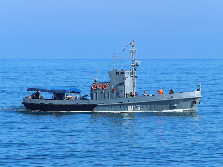 Водолазное морское судно "ВМ-125" Черноморского флота
