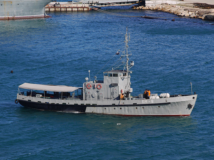 Водолазное морское судно "ВМ-9" ЧФ РФ