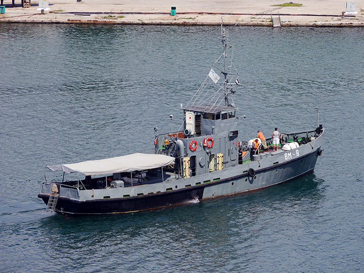 Водолазное морское судно "ВМ-9" Черноморского флота России