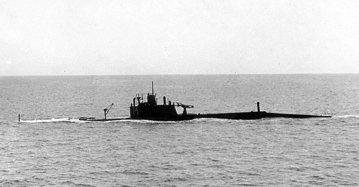 Погружение подводной лодки "Марксист" (экс-"АГ-25") Черноморского флота