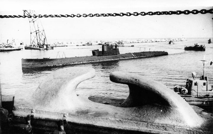 Подводная лодка "Л-5" Черноморского Флота в Поти, 1941 г.