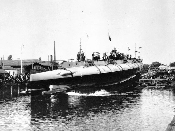 Подводная лодка "Нарвал" Черноморского флота - спуск на воду