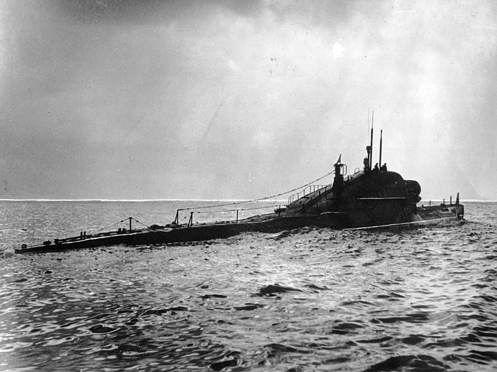 Подводная лодка "С-164" Черноморского флота в море