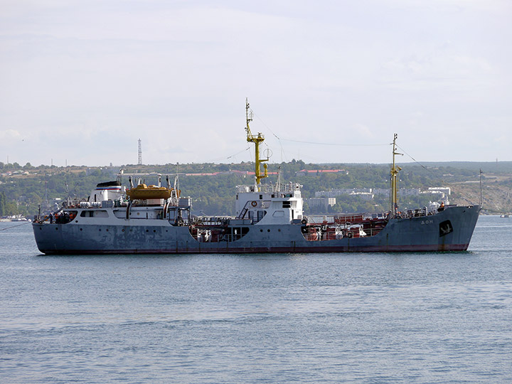 Малый морской танкер "Дон" ЧФ