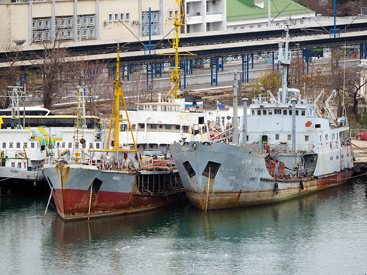 Малый морской танкер "Индига" Черноморского флота