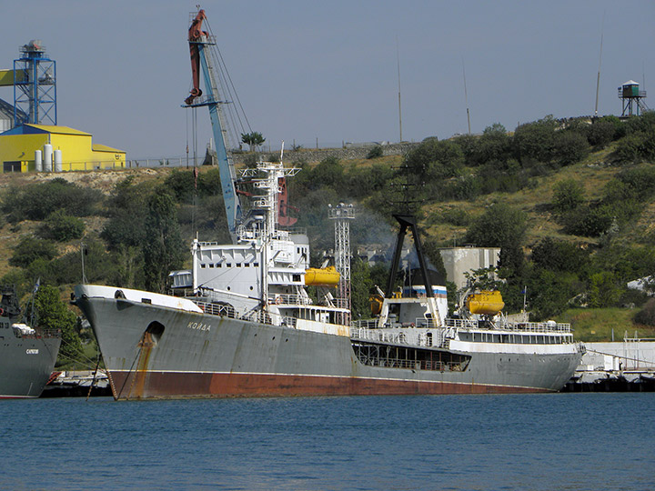 Средний морской танкер "Койда" ЧФ РФ