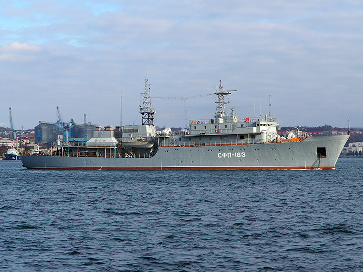 Судно контроля физических полей "СФП-183" Черноморского флота