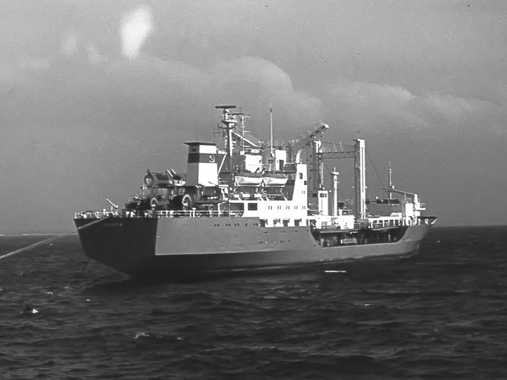 Средний морской танкер "Свента" Черноморского флота