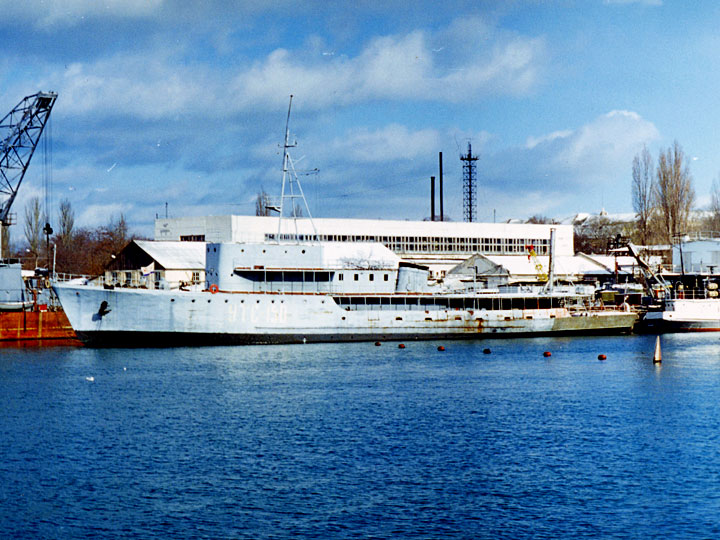 Учебно-тренировочное судно "УТС-150" Черноморского флота